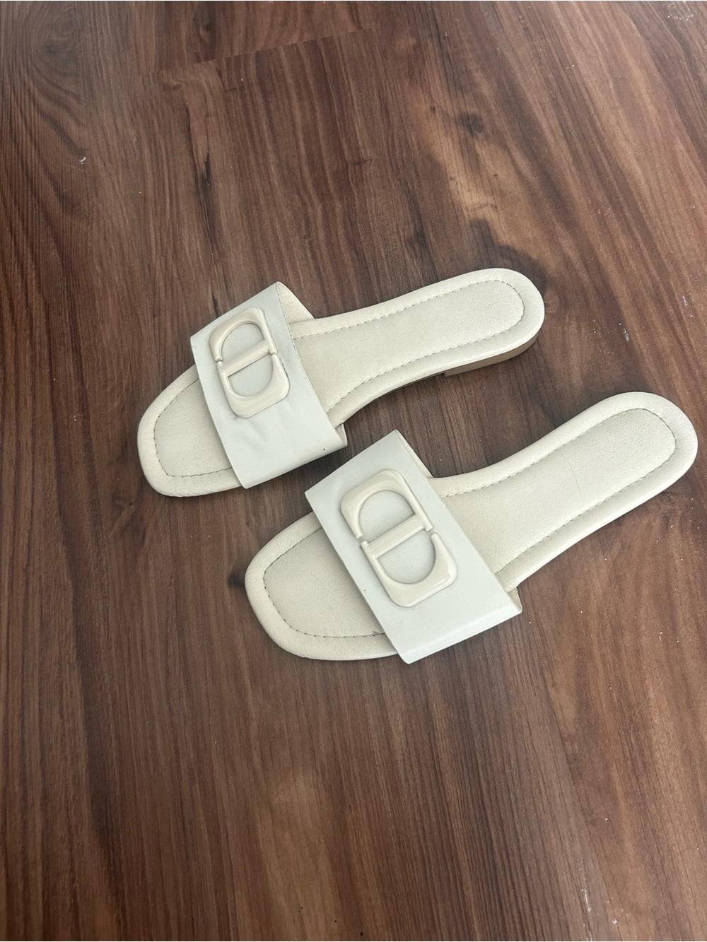 Genuine leather Women’s Cream Slide Sandals with Decorative Buckle